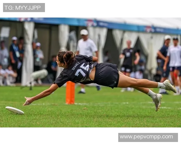 杭州飞盘队与成都飞盘队赛后分析力量对比与战术探讨